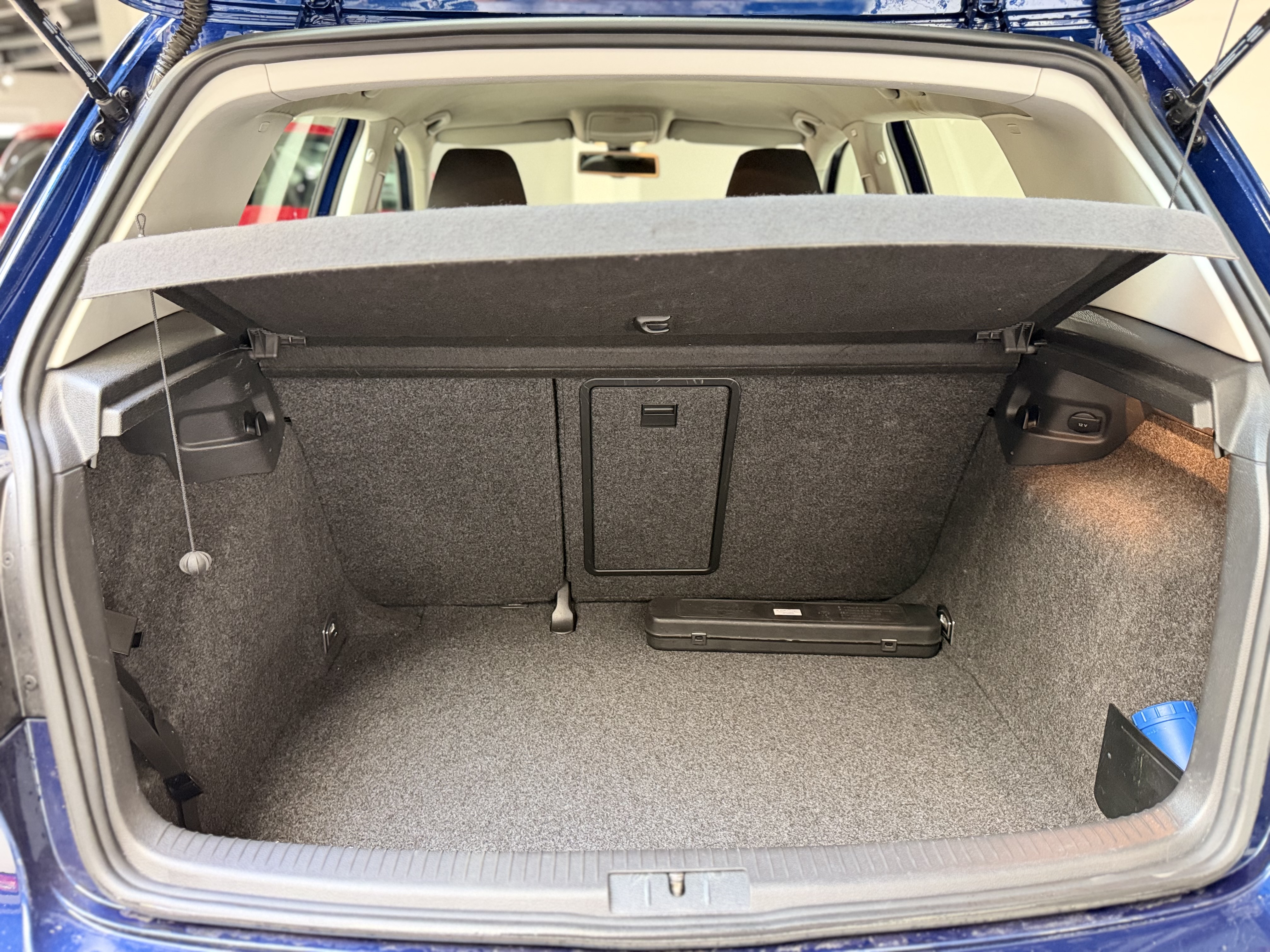 Volkswagen Golf - imagen