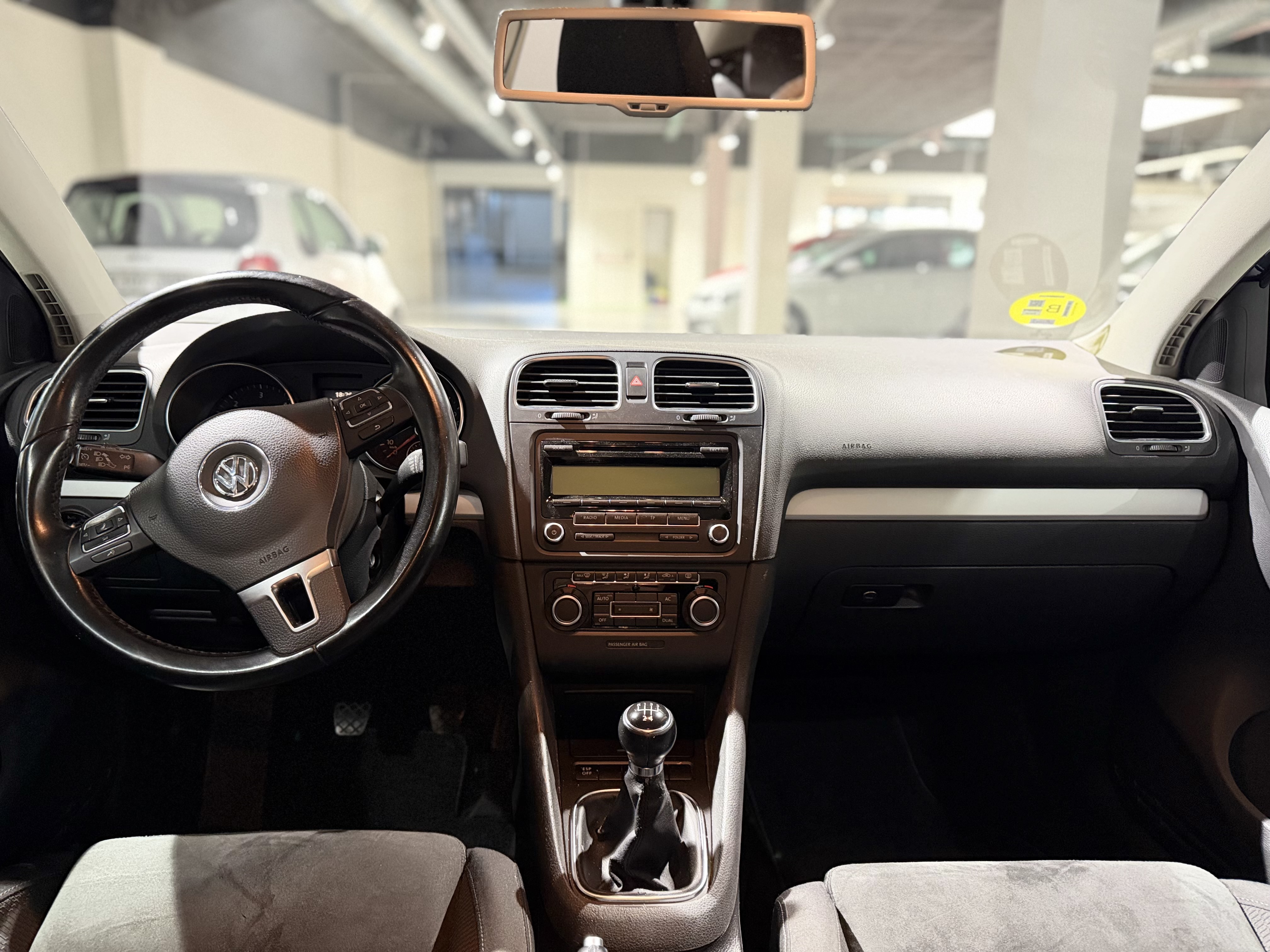 Volkswagen Golf - imagen