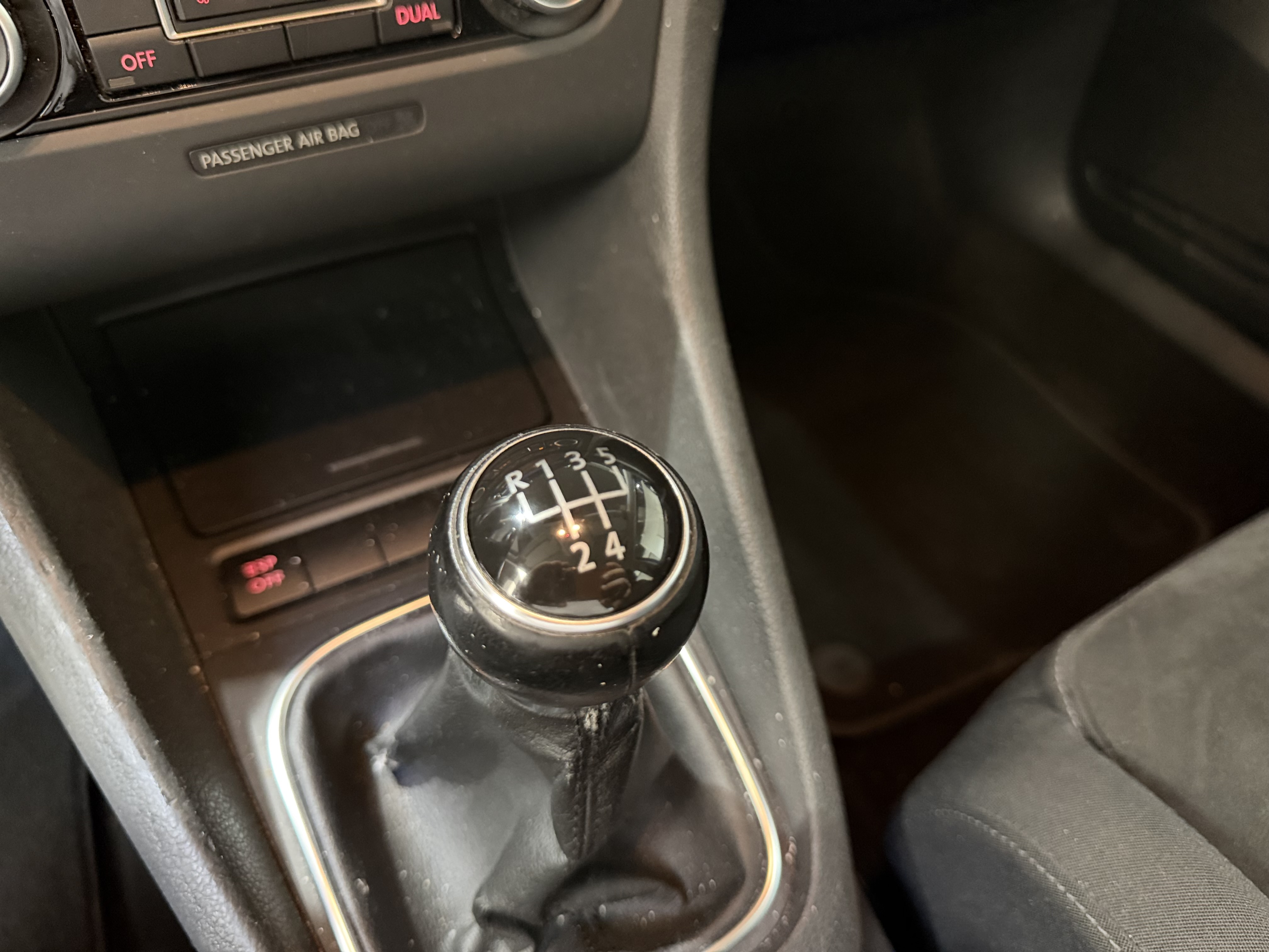 Volkswagen Golf - imagen