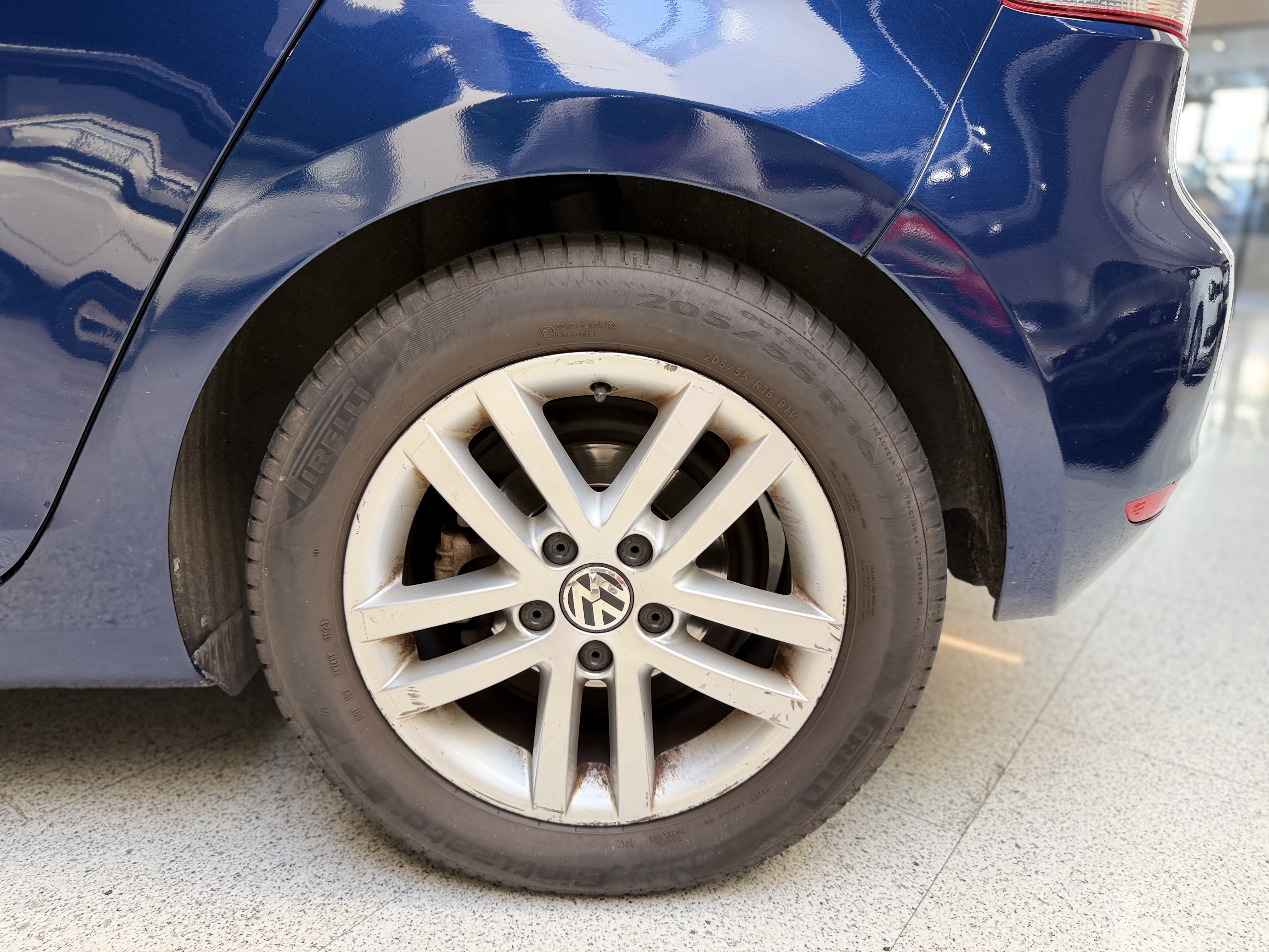Volkswagen Golf - imagen