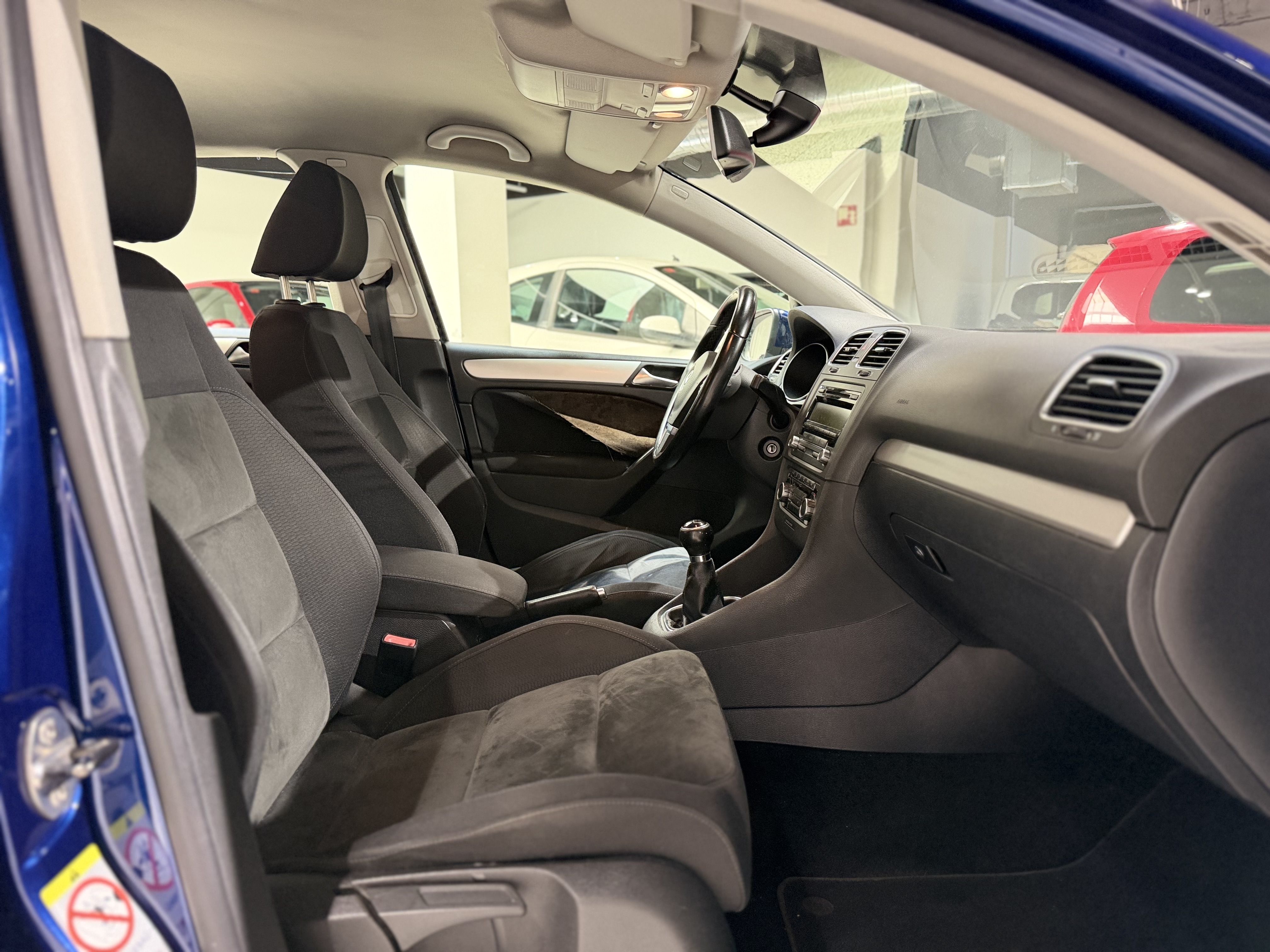 Volkswagen Golf - imagen