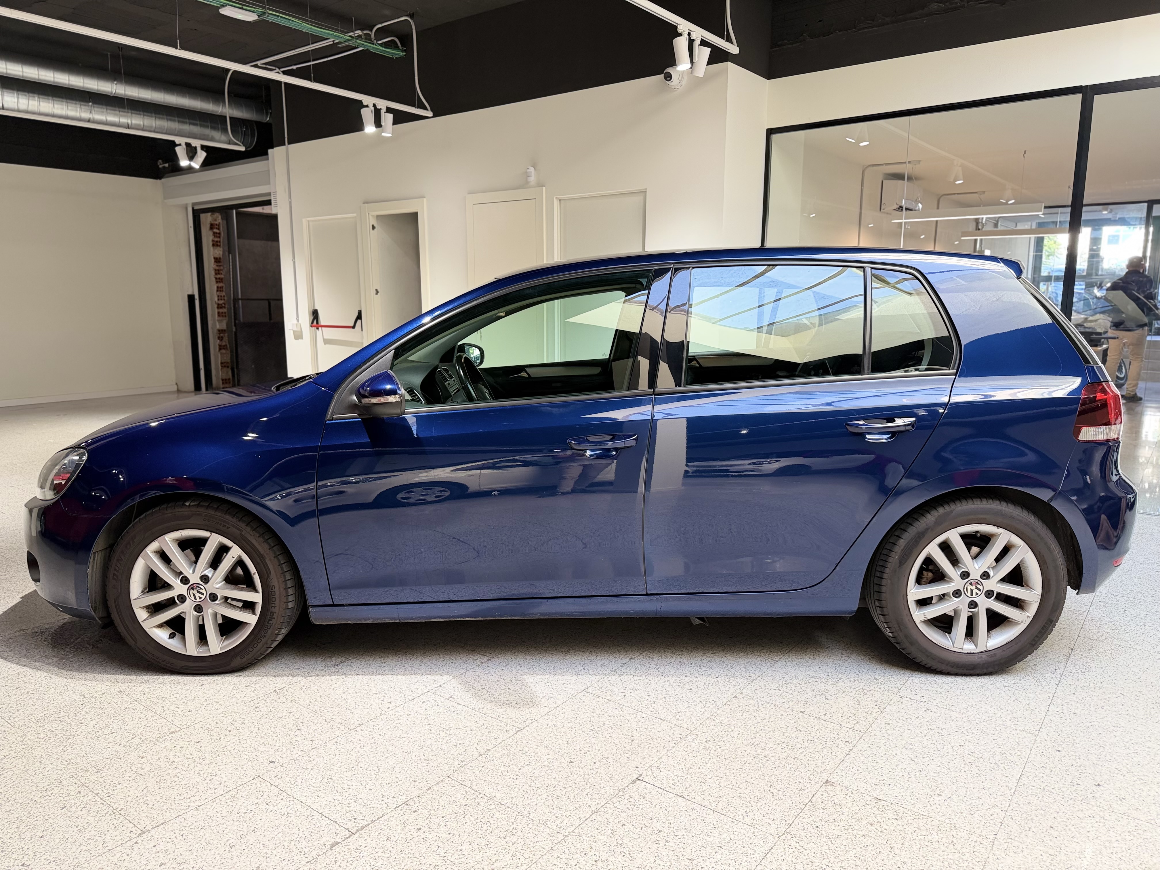 Volkswagen Golf - imagen