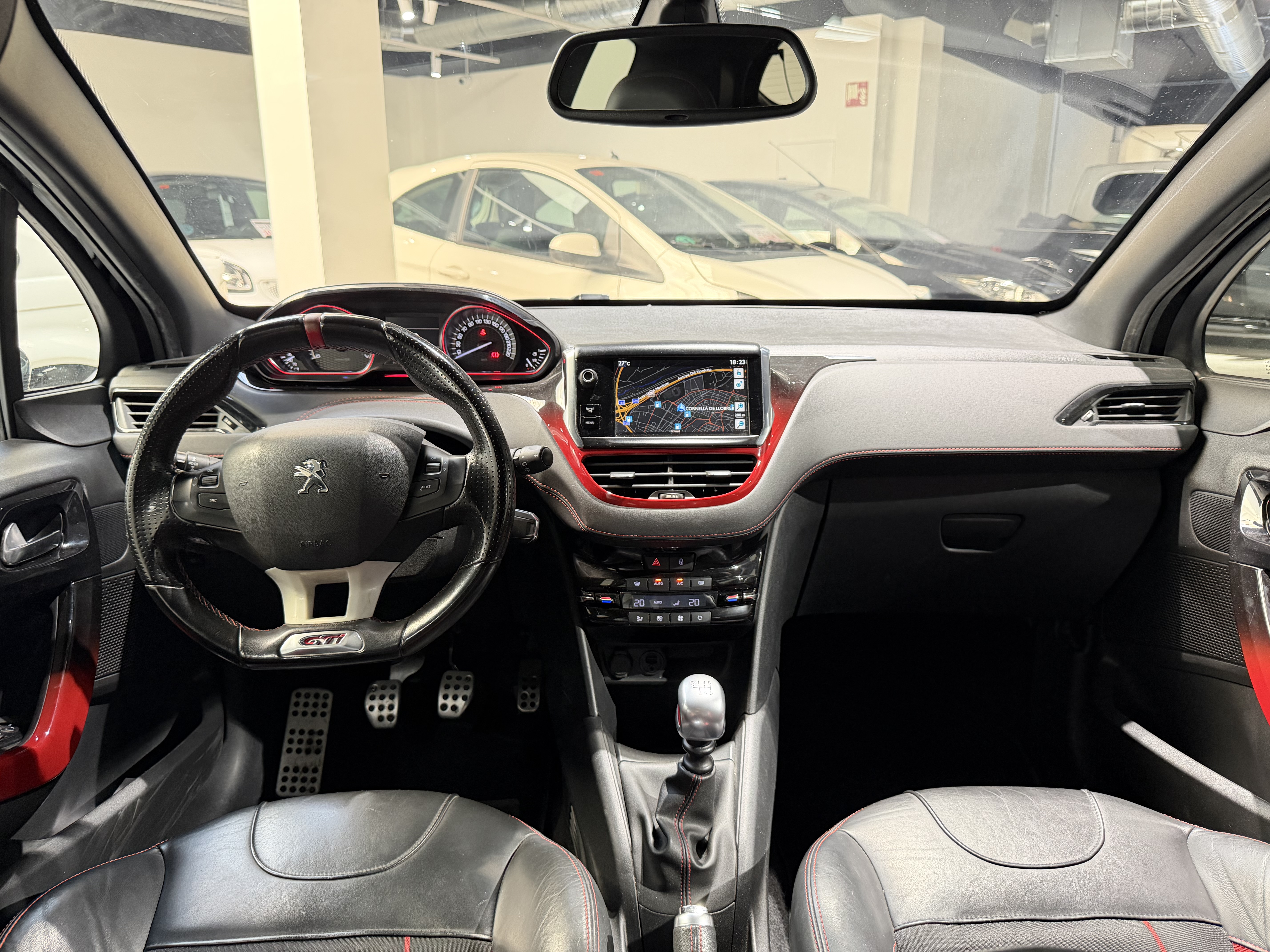 Peugeot 208 - imagen
