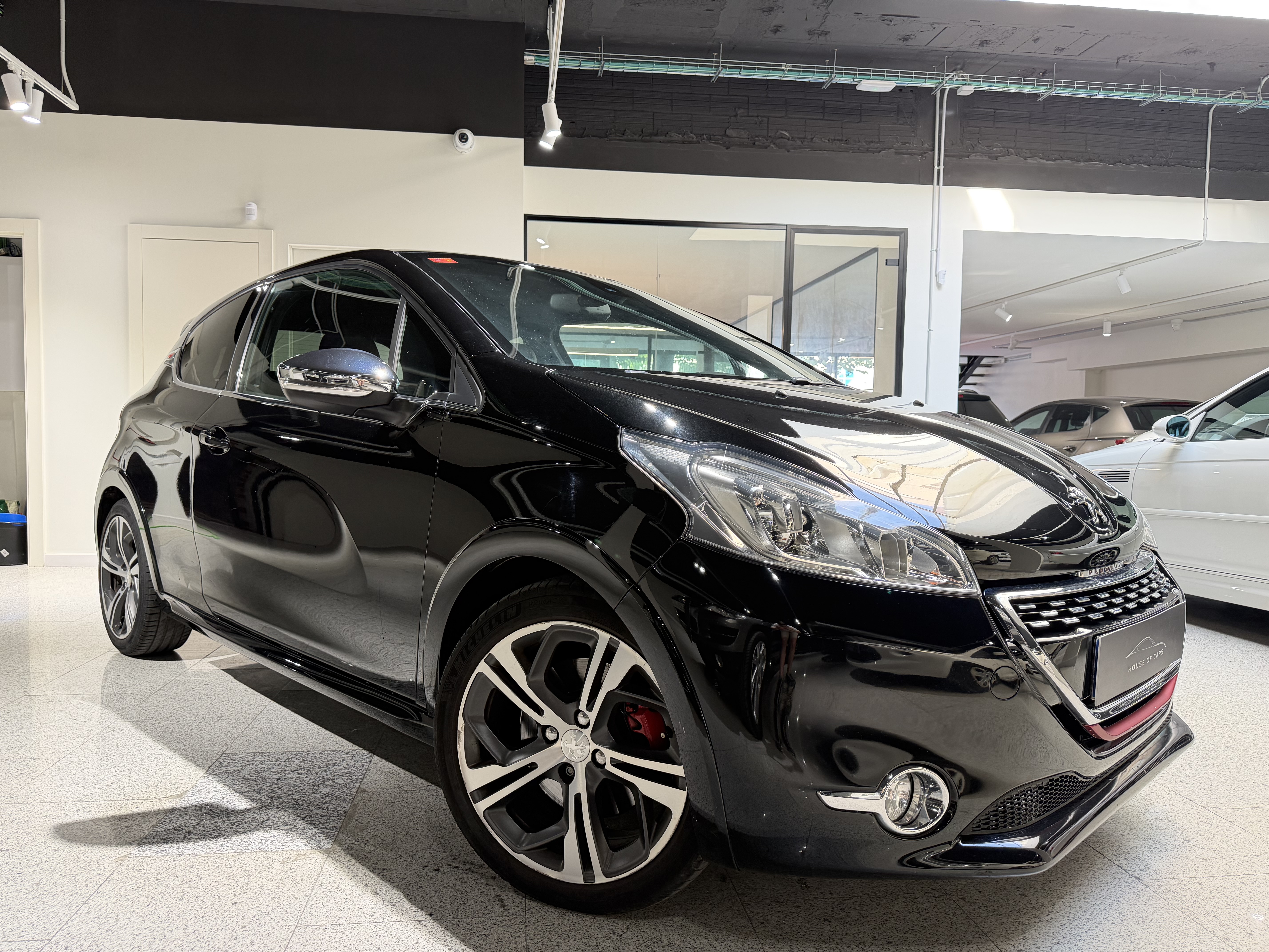 Peugeot 208 GTI 1.6 THP 200cv Manual
