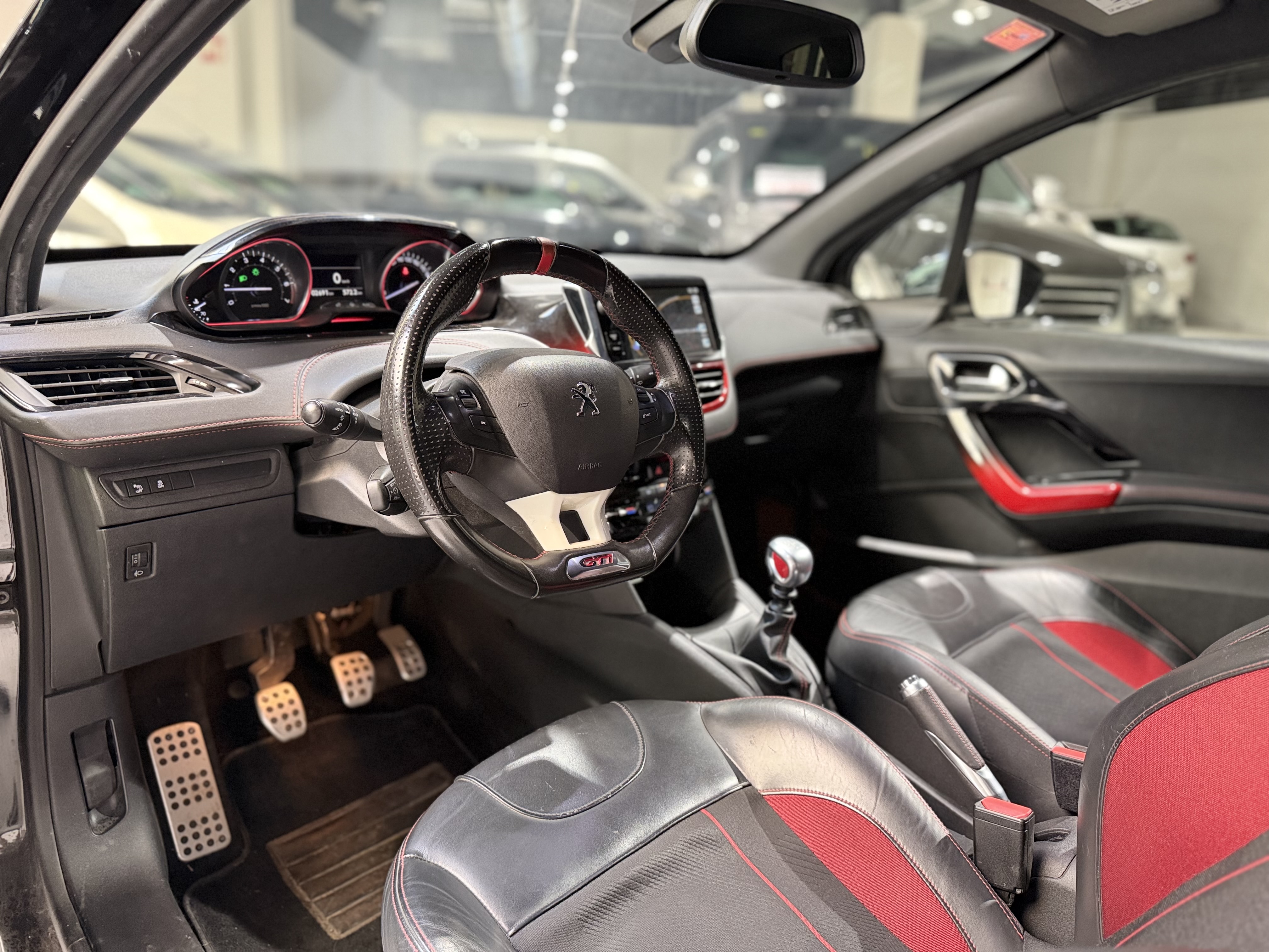 Peugeot 208 - imagen