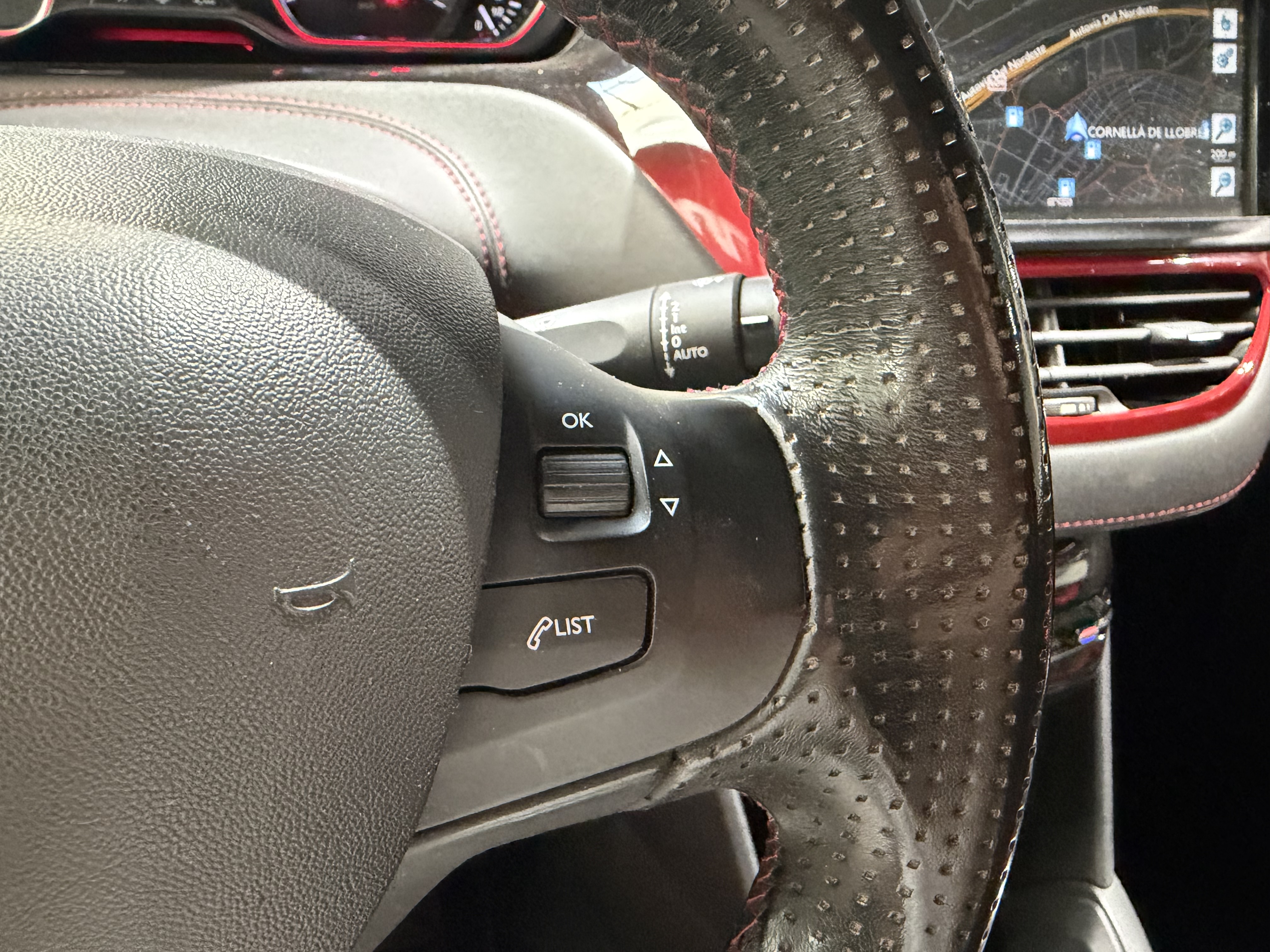 Peugeot 208 - imagen