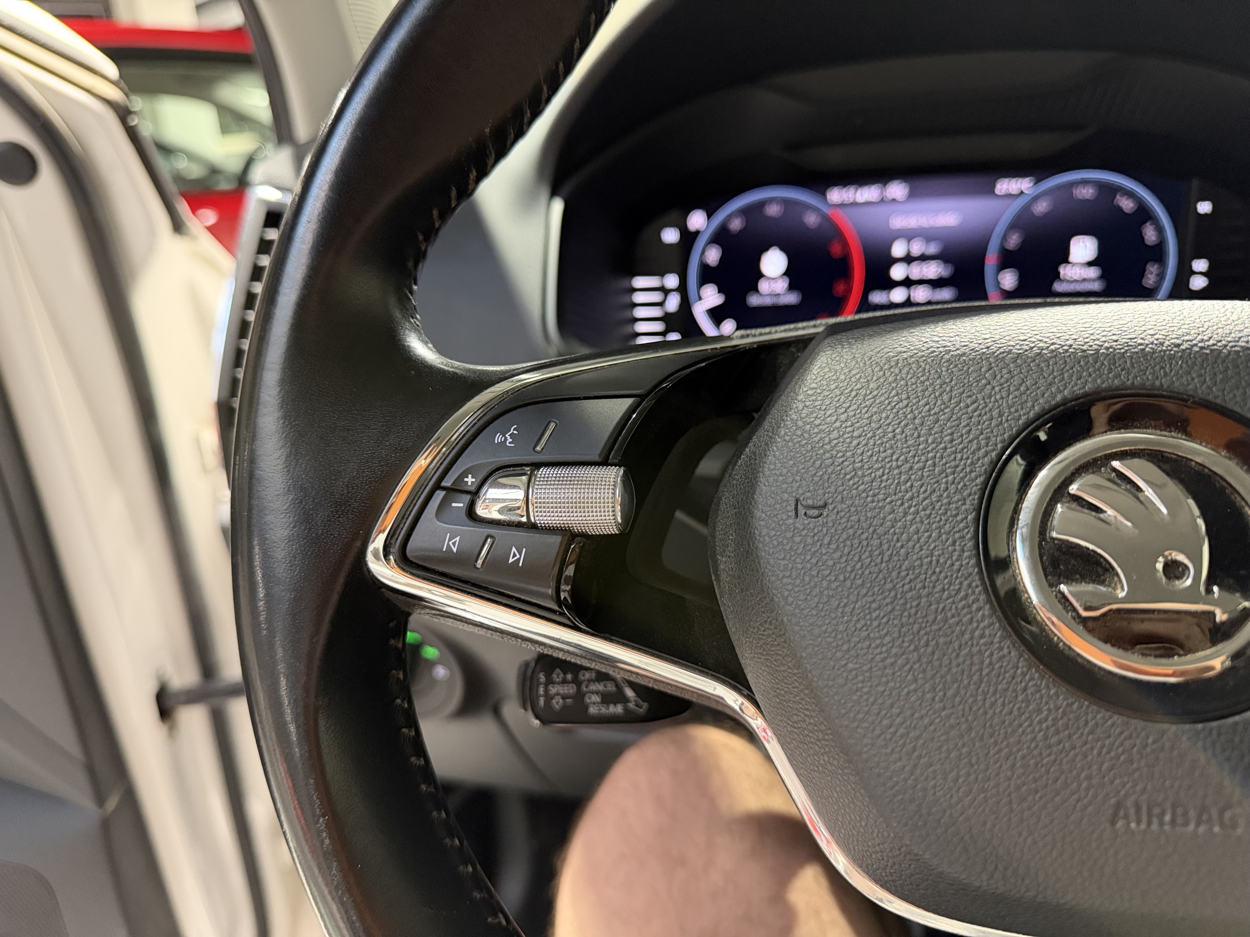Skoda Karoq - imagen
