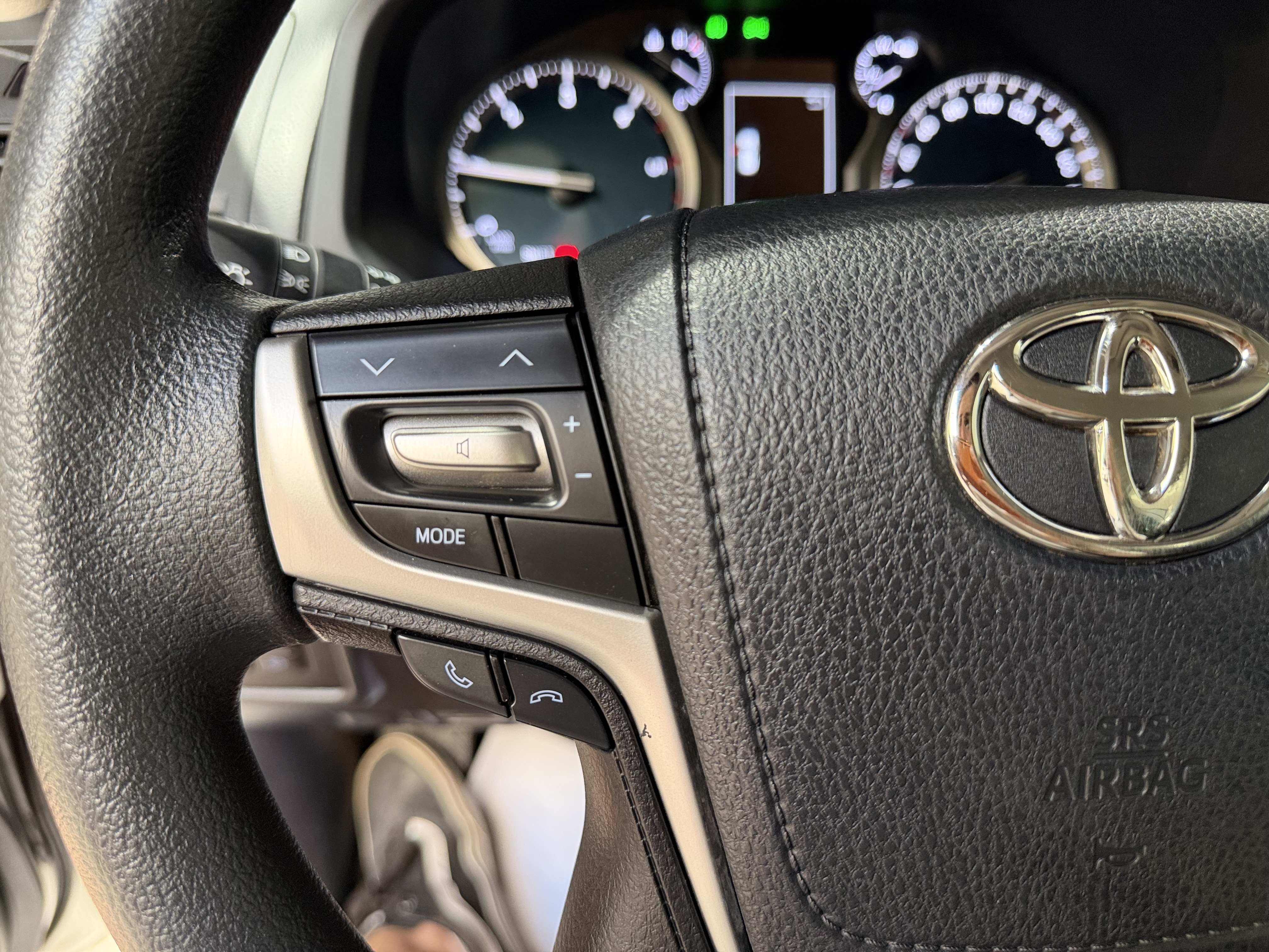 Toyota Land Cruiser - imagen