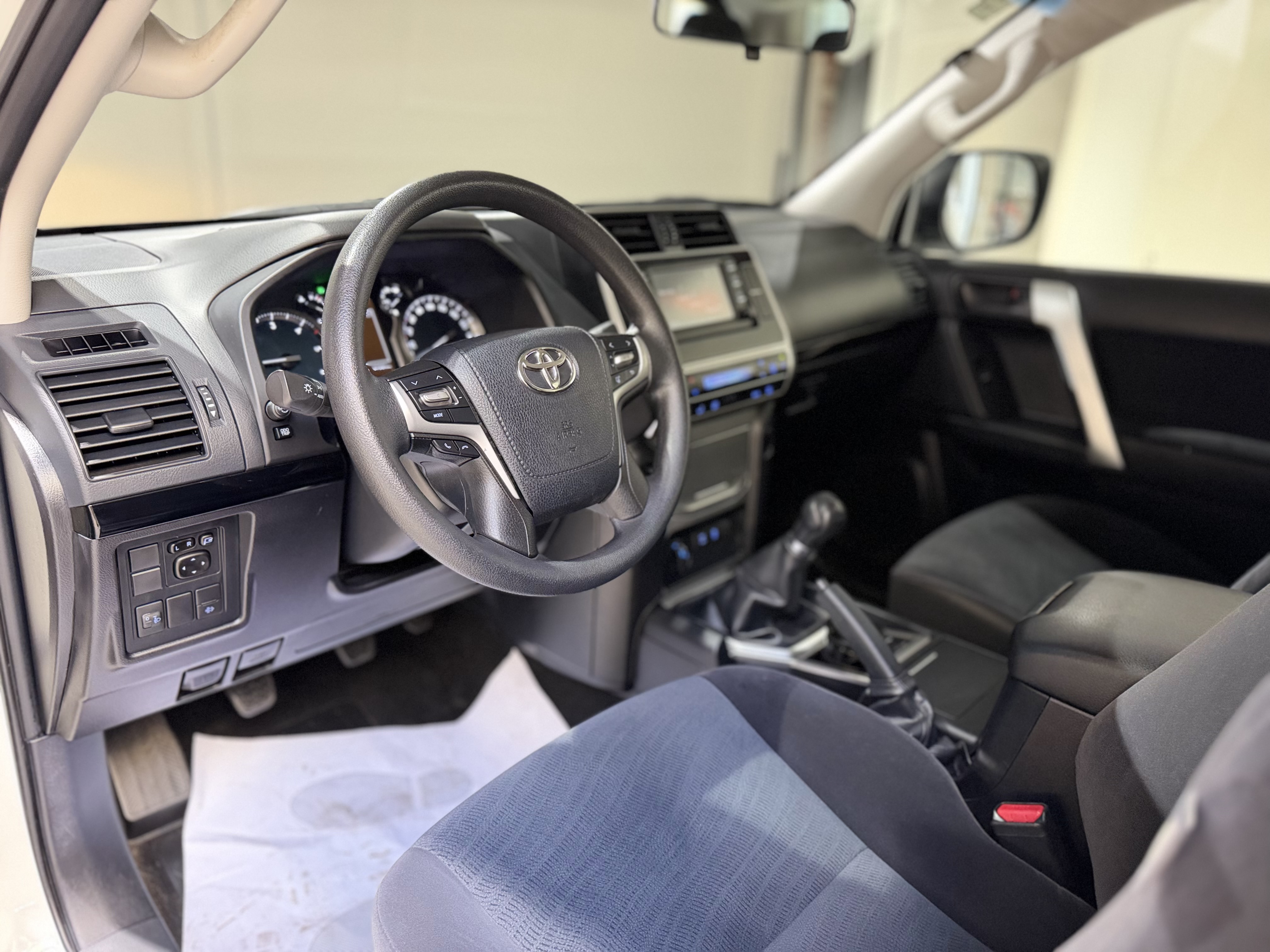 Toyota Land Cruiser - imagen